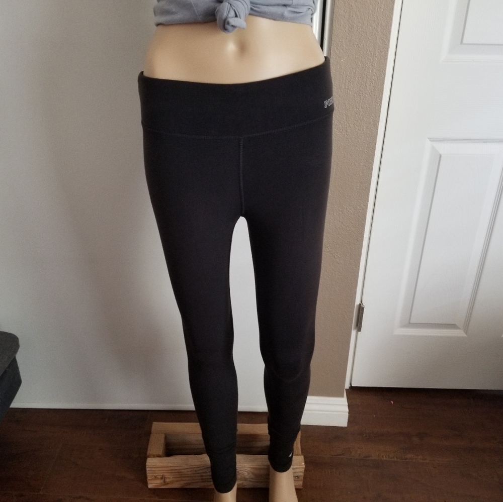 PINK Mid-Rise Workout Tight